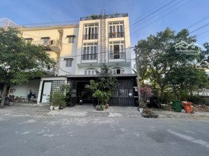 bán gấp chdv khu bên sông vip hiệp bình chánh 160m2 (8 x 20m) 5 tầng có hầm để xe