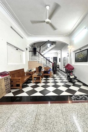 nhà cổ nhuế 2 dt 58m2, 4 tầng mặt tiền 4,8m cực đẹp giá 8,2 tỷ