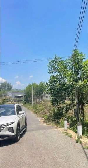 đất thành phố giá chỉ hơn 1tr/m2 thổ cư, đường xe hơi, gần chợ minh thạnh