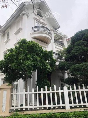 bán biệt thự thiên đường bảo sơn-đối diện vinhomes smart city - khu vip - dt 230m-4t - giá 41.5 tỷ