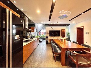 siêu phẩm penthouse 2pn 2wc - nội thất cao cấp - không gian rộng rãi, city view gần phan đăng lưu