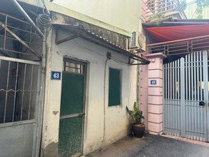 chính chủ cần bán 36m2 đất phú diễn ngõ nông gần đường ô to. giá nhỉnh 5 tỷ