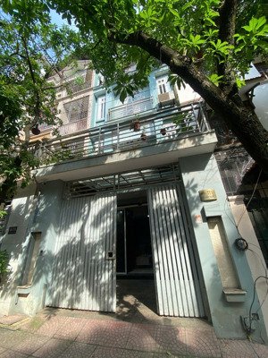 cho thuê nhà kđt văn quán, hà đông, hn. dt 90m2, 5 tầng, mt 5m, ô tô đỗ cửa. giá 23 tr/th