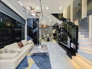 bán nhà đẹp ngang 6.50 full nội nội thất điện biên phủ