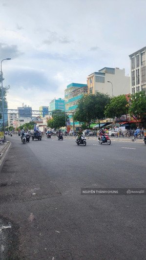 bán nhà mt nguyễn thái học q1, dt: 4,1 x 19 giá 24 tỷ