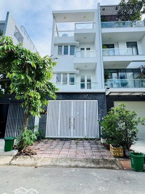 hiếm! hàng đầu tư - nhà phố 4 tầng - phường phú mỹ quận 7 - 5m x 18m - cần bán gấp - 12,3 tỷ