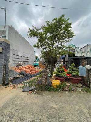 bán đất gần vinhomes q.9 giá chỉ 31tr/m2 diện tích 143m2
