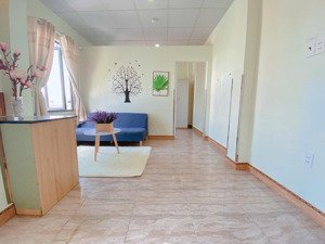 phòng trọ studio/ 1pn ngay chợ xóm chiếu quận 4, giáp quận 1, gần trường nguyễn tất thành, luật