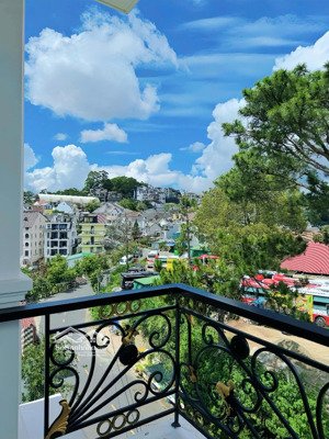 khách sạn 2 mặt tiền kqh tô hiến thành 10 phòng kinh doanh đang có hđ thuê 35tr/tháng