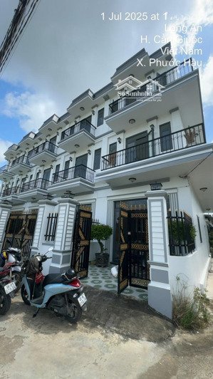 tìm chủ gấp cho nhà mới xây dt 82m2