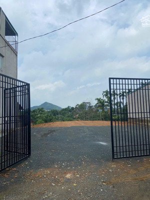 bán đất 645m2 tại xã yên bình, thạch thất, hà nội, giá 30 triệu vnd, mặt tiền 12m, phong thủy tốt