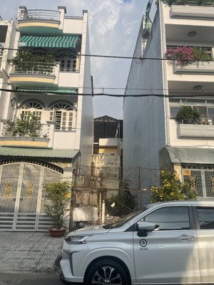 cần bán lô đất nền mặt tiền đường, kdc bình hưng, đối diện bến xe q8. dt: 4x18m = 72m2 sổ đỏ riêng