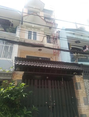 nhà hẻm 1/lê văn thọ p9 gv, dt: 4x16m, 3 lầu, hẻm xe tải giá 8.5 tỷ còn bớt