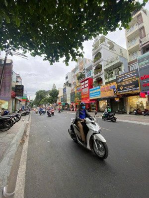 bán nhà mặt tiền tô hiến thành 4x20m vị trí siêu kinh doanh ngay trung tâm q10 - giá tốt để đầu tư