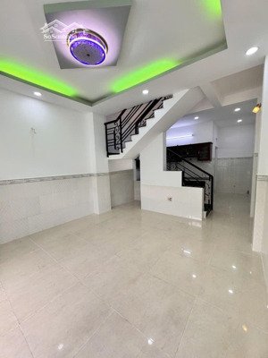 4,6 tỷ 40m2 đất nhà adl 4x11 ( 1 lầu 2pn ) sổ hồng riêng khu hiện hữu