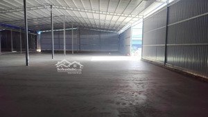 cho thuê kho xưởng 1.800m2 đường dương công khi hóc môn