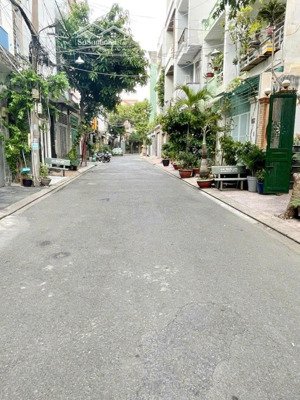 cần tiền làm ăn, chủ bán căn góc, hẻm xe hơi, xây 5 tầng ngang ~5m phùng văn cung - chỉ 11.2 tỷ tl