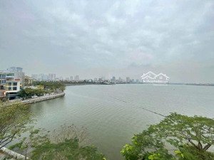 bán nhà mặt phố tại đường từ hoa dt: 385m2, giá: 320 tỷ. tây hồ