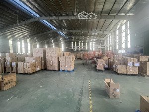 cho thuê kho xưởng 6000m2 (xd: 4000m2) kcn đức hòa 3. có văn phòng, pccc, trạm hạ thế