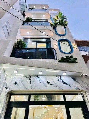 cần bán nhà đường trần phú 3tỷ620/80,2m2 - p. 7 - q. 5, cho thuê 25tr/th, gần bệnh viện nguyễn trãi