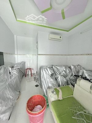 mặt tiền quận 6 gần trung tâm quận phong thủy vuông vức (4x16) 3 tầng giá 10,5 tỷ