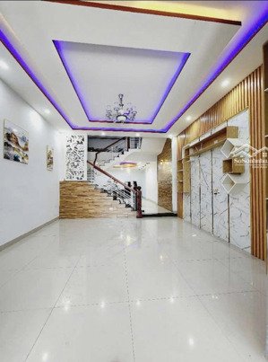 bán nhà 3 tầng 3 mê đường 7m5 mẹ thứ gần phạm hùng - hòa xuân - cẩm lệ