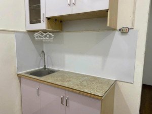 chính chủ cần bán nhanh căn nhà 6 tầng có thang máy ở ngõ 72 nguyễn trãi