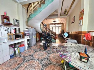 mặt tiền đường võ thành trang, ngay ngã tư bảy hiền, 69m2, 3 tầng, 10.3 tỷ tl.