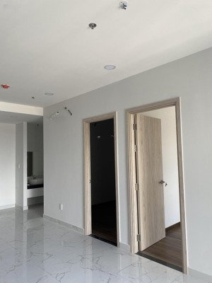 bán nhanh căn hộ 2pn sẵn sổ tòa ruby công chứng liền cho khách thiện chí