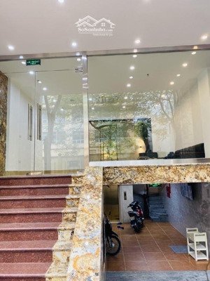 bán toà vp mặt phố tt quận thanh xuân - 75m, mt 6,5m, vỉa hè rộng - 2 mặt phố - có hầm, đủ pccc