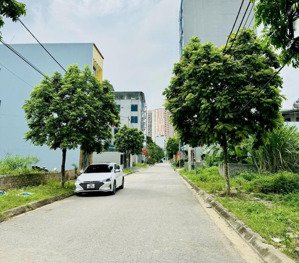 bán gấp 200m² tđc bắc phú cát, 2 mặt tiền, sát bt phú cát city, trung tâm hòa lạc