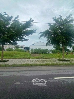 chính chủ cần bán gấp đất mtđ huỳnh thúc khánh,phường 7, cà mau,gần bệnh viện,600tr/120m2 shr