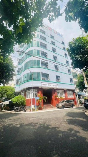 cần bán gấp khách sạn khu vực bãi sau vũng tàu, view công viên biển cực đẹp giá chỉ 32 tỷ tl