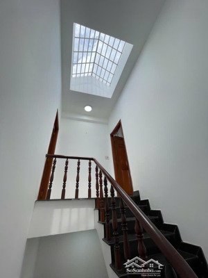 nhà 3 tầng hẻm ôtô ,full nội thất đường hà huy giáp, phường thạnh xuân cũ, q12, dt 61m2(4x15)