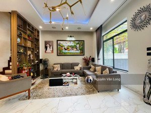 hot- biệt thự hồ full nội thất sẵn vào ở diện tích 8x22m cho thuê 50 triệu thương lượng