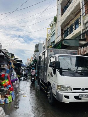 siêu phẩm mt chợ hiệp phú - cực vip nhỉnh 4 đồng