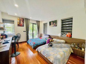 cho thuê biệt thự view hồ 2 mặt tiền lakeview city. full nội thất, điện thông minh. giá chỉ 50tr