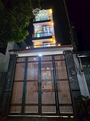 bán nhà cách chợ bà điểm 800m 1/ phan văn hớn vào 50m