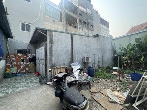 chính chủ bán đất tặng nhà cấp 4 tại ngõ 777 nguyễn khoái, thanh trì, hoàng mai - sẵn sổ đỏ, ko qh