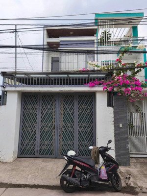 cho thuê nhà phường phú hoà 3pn-2wc sân xe hơi 7 chỗ