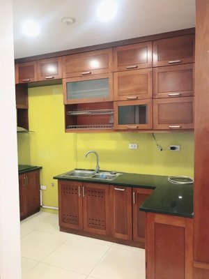 cần bán căn hộ chung cư rainbow văn quán. diện tích 102m, 3pn, 2vs. lh kiều thuý 