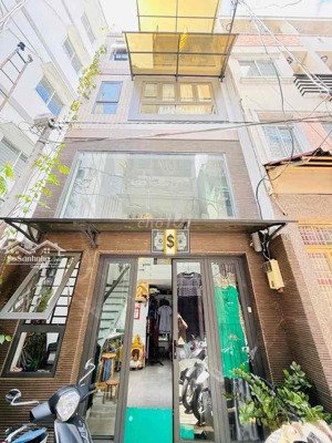 nhà đẹp 4 tầng tôn đản hẻm ba gác vi vu