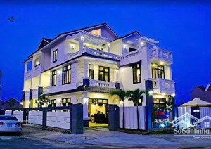 bán gấp villa đẹp nhất an bàng, p. hội an, tp. đà nẵng , sát biển, khu sang trọng