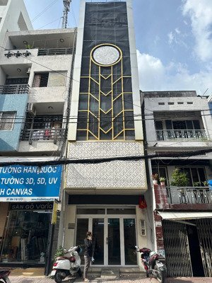 cho thuê nhà mặt tiền đường hồ bá kiện, quận 10 (5pn 4wc)