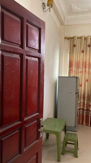 cho thuê phòng 25 m2 và 20m2 tại số 7d, ngách 22, ngõ 28, xuân la. 