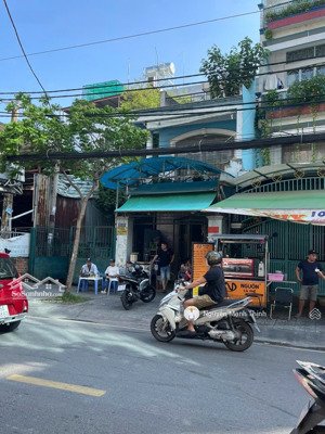 giảm 12 tỷ ! cần bán gấp nhà mặt tiền âu dương lân, quận 8: dt 600m2 ; 3 tầng. qhxd hầm+7 tầng