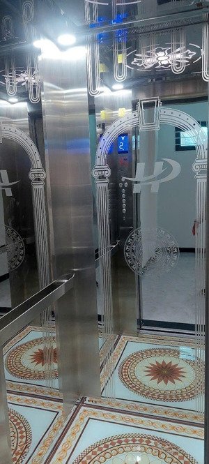 bán nhà mậu lương, ô tô đậu cửa, vài bước ra đường lớn, 35m 6 tầng, thang máy giá 8 tỷ hơn