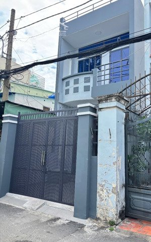 nhà hẻm oto nguyễn văn lượng, dt: 4m nở hậu 4.1x20m, 2 tầng. giá 8.5 tỷ thương lượng