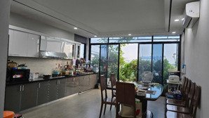 bán nhà phân lô quân đội hoàng văn thái 100m2 8 tầng thang máy ô tô tránh.