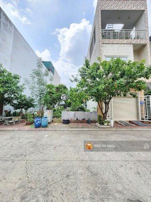 bán lô đất dt 80m2 sổ sẵn, full thổ cư, trong kdc, đường nguyễn văn tiết giao với lái thiêu 45